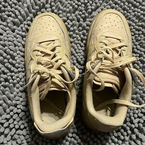 Brown Nike Tennis Shoes